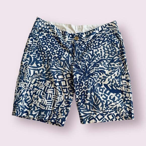 LILLY PULITZER Blue White Animal Print 10" Chipper Shorts Size 8 - Picture 1 of 7